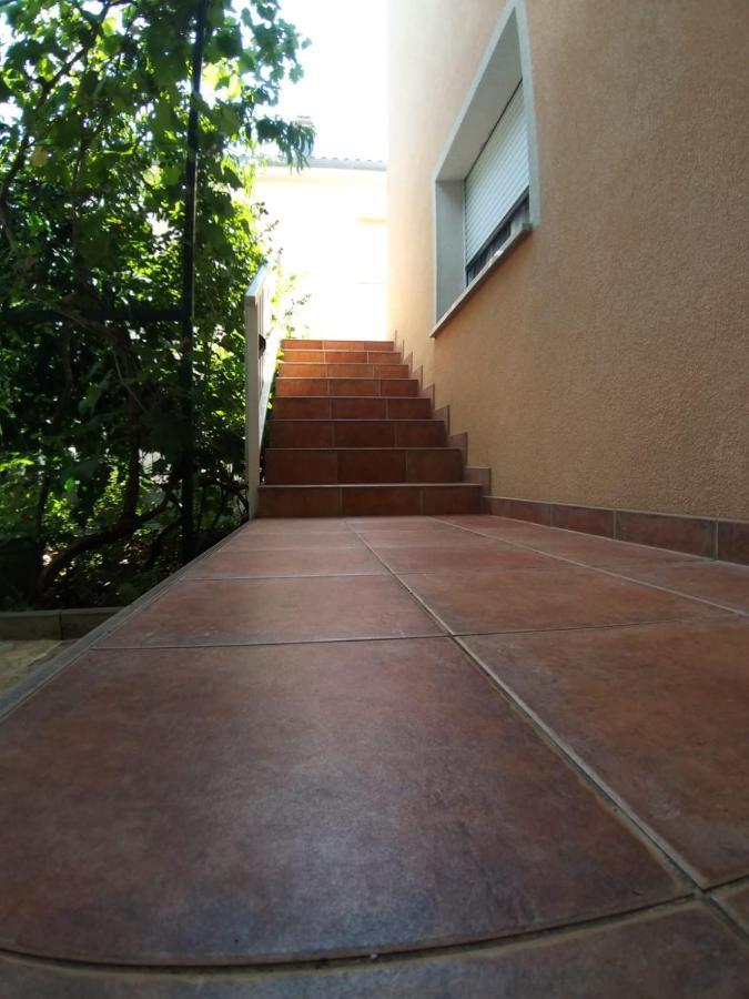 Apartmani Kutlesa Vodice Exterior foto