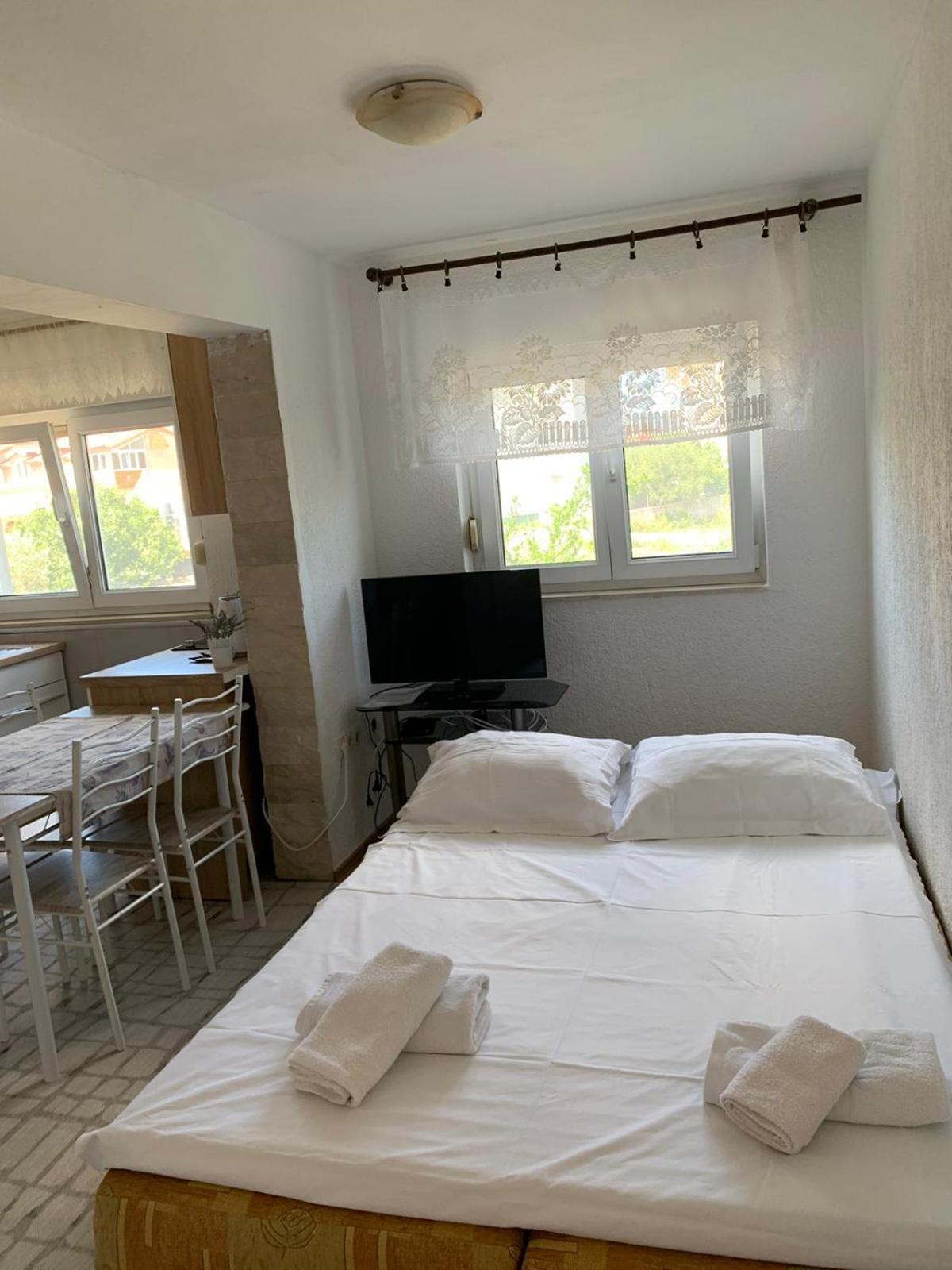 Apartmani Kutlesa Vodice Exterior foto